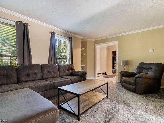 4th image of 8238 N Casswell Cir NW
