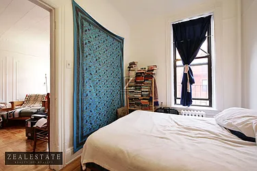 Rented by ZealEstate Group Inc