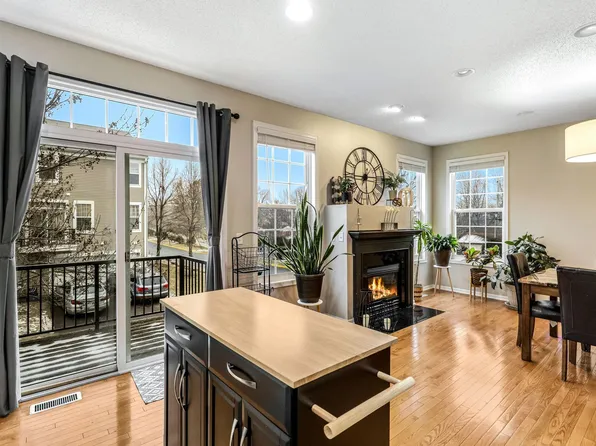 7821 Elm Grove Ln, New Hope, MN 55428