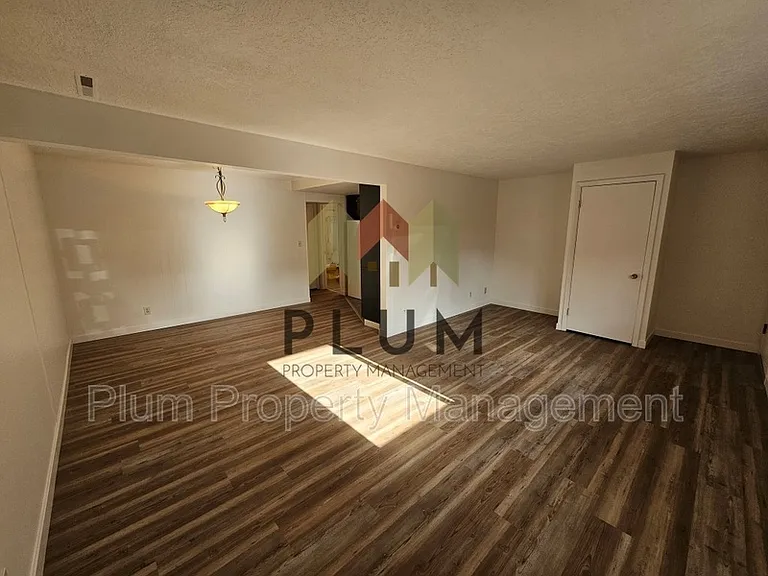 200 Eddy Ave #1C — Photo 3