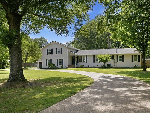 3rd image of 6544 Redmond Ln