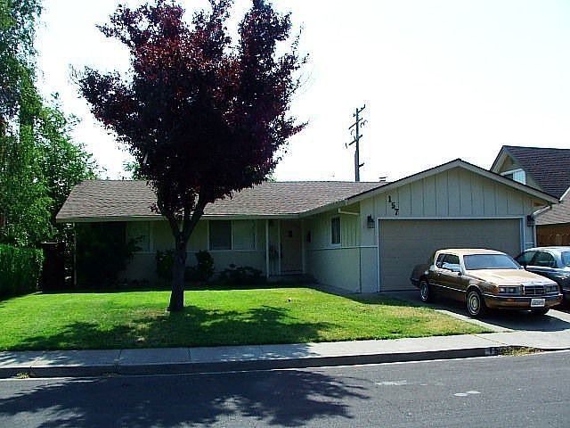 1st image of 157 Court Way