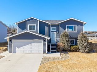 4517 Three Rivers Dr, Rapid City, SD 57701