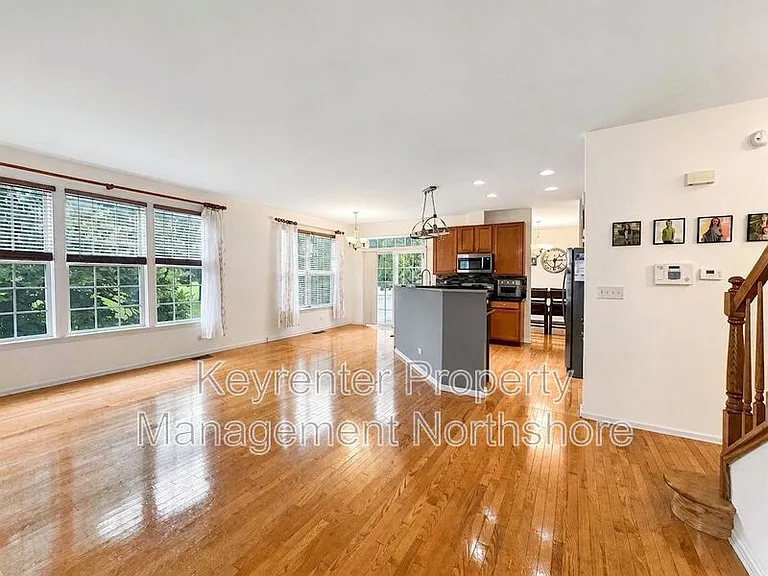 3148 Concord Ln — Photo 10