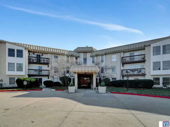 4000 S 56th St APT 131C, Lincoln, NE 68506