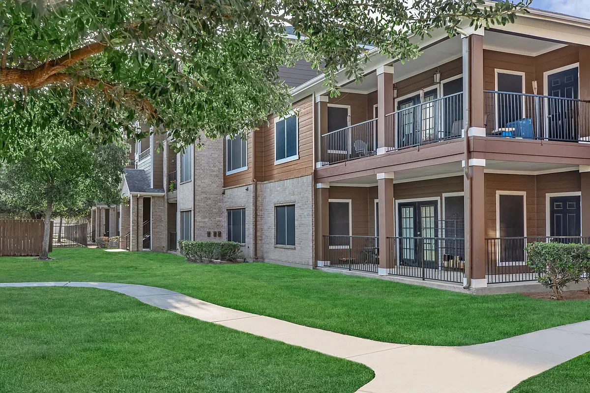 Building Photo - Windsor Cypress