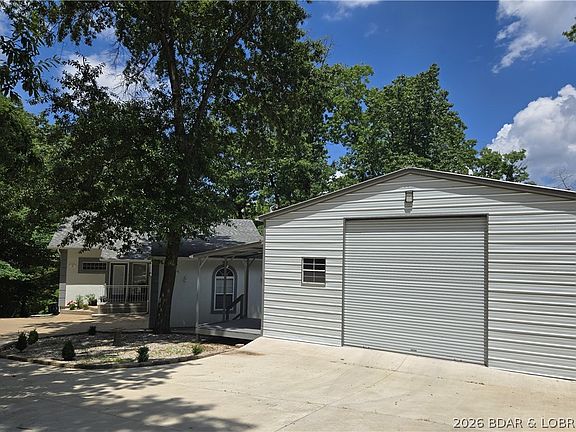 5th image of 99 Thornwood Cir