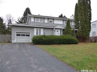 128 Robbins Ln, Syracuse, NY 13214