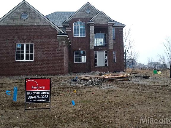 4th image of 7082 White Tail Dr