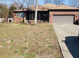 588 Wilkerson Dr, Mount Washington, KY 40047