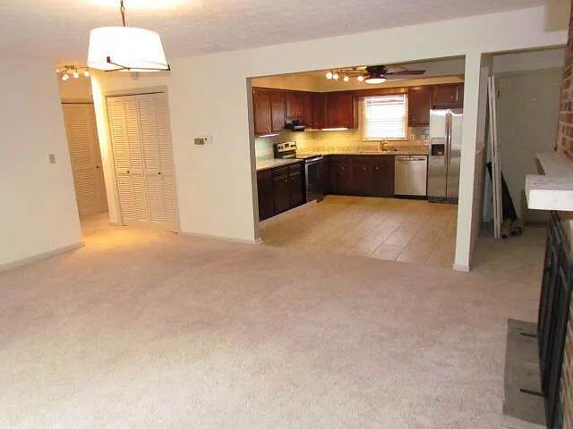 3375 Moundview Ct #B — Photo 4
