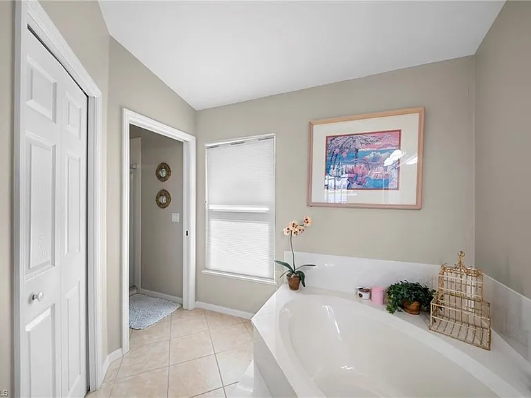22361 Fountain Lakes Blvd — Photo 21