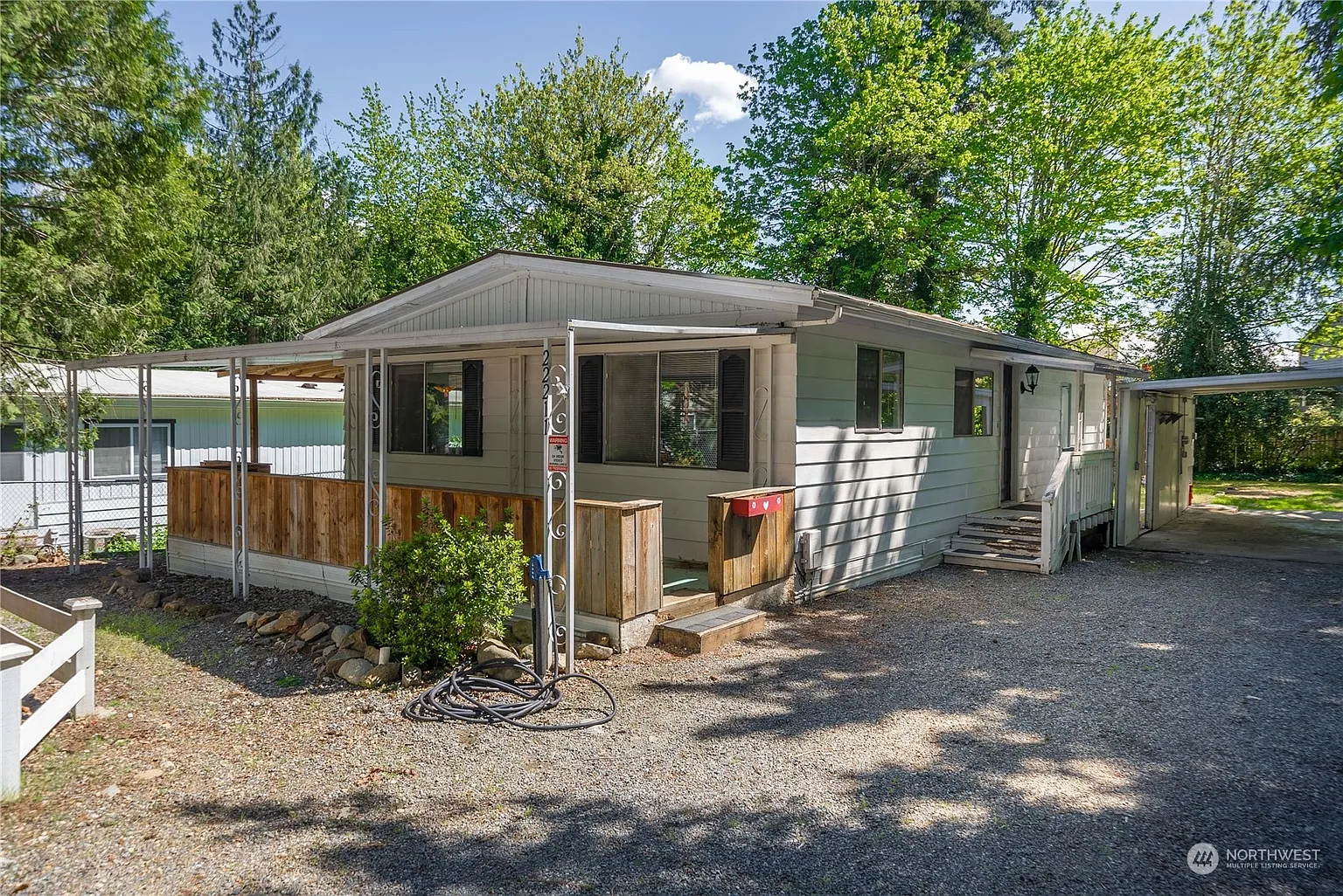 22211 SE 275th Place photo 1