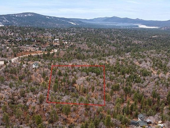 5th image of 751 Needle Ln
