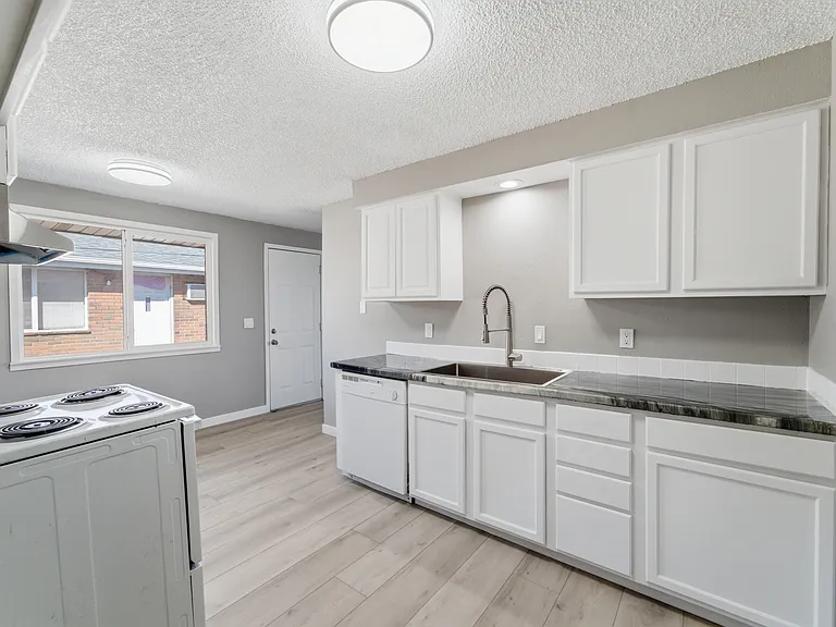 926 E Gordon Ave #1 — Photo 15