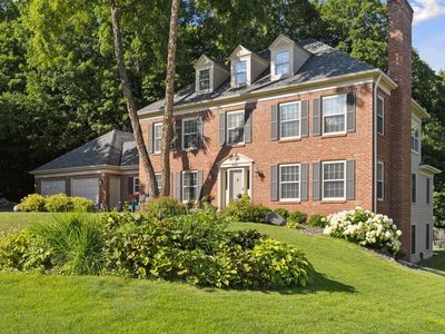 18500 Beaverwood Rd, Minnetonka, MN, 55345