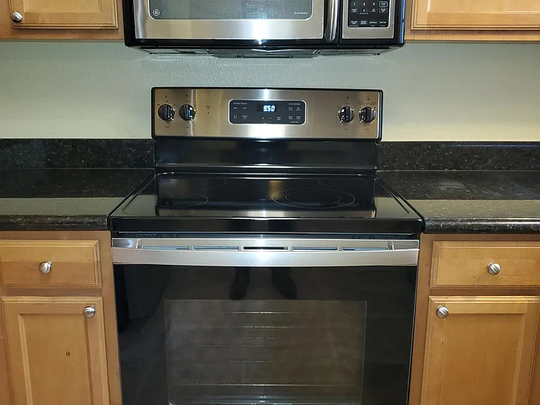 182 Eastridge Dr — Photo 35