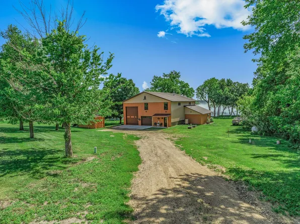 31208 County Road 10, Ashby, MN 56309