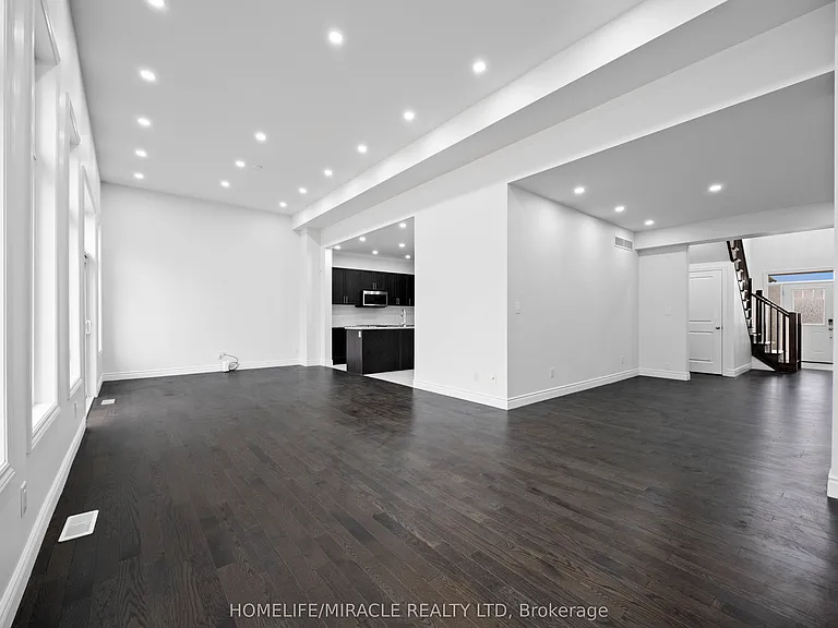 196 Freure Dr — Photo 16