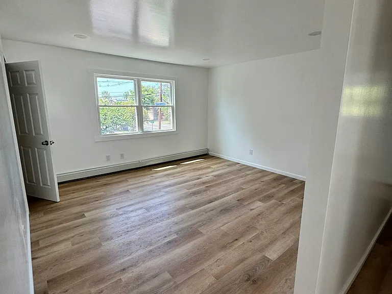 1 W 19th St #2L — Photo 2