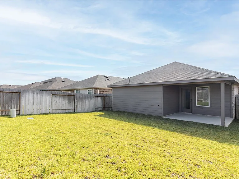 24330 Saddlestone Green Dr — Photo 18