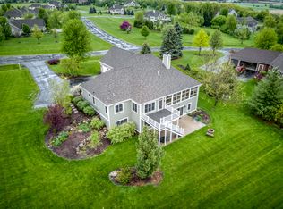 N87W27445 Perennial Ter, Hartland, WI 53029