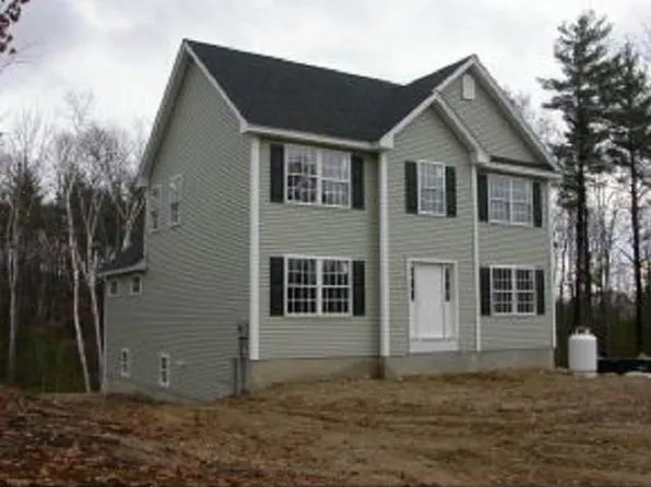 3 Dartmouth Street, Hooksett, NH 03106