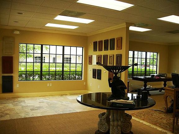 5th image of 390 Tequesta Dr Ste A