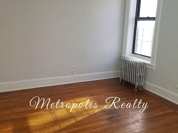 5th image of 31-18 Newtown Ave #B4