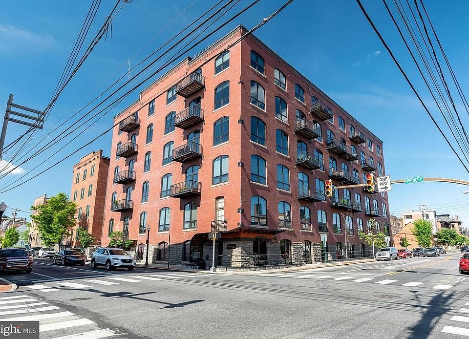 1st image of 41 W Lemon St APT 304