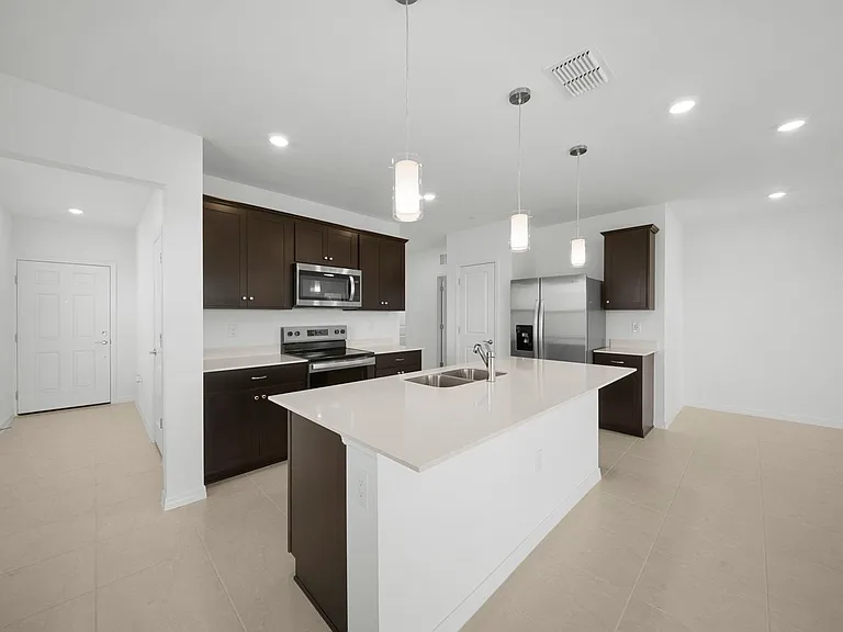 270 Silent Lake Dr — Photo 4