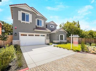 2722 Cowell Rd, Concord, CA 94518