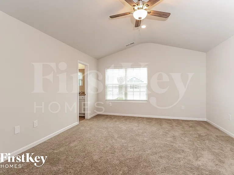 3040 Crescent Lake Ln — Photo 10