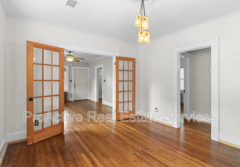1623 Lafayette Blvd — Photo 10