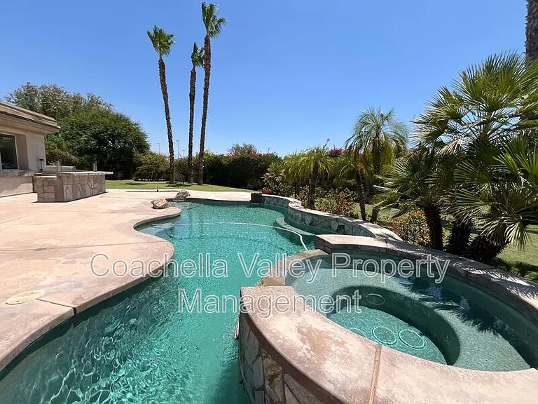 135 Tesori Dr — Photo 1