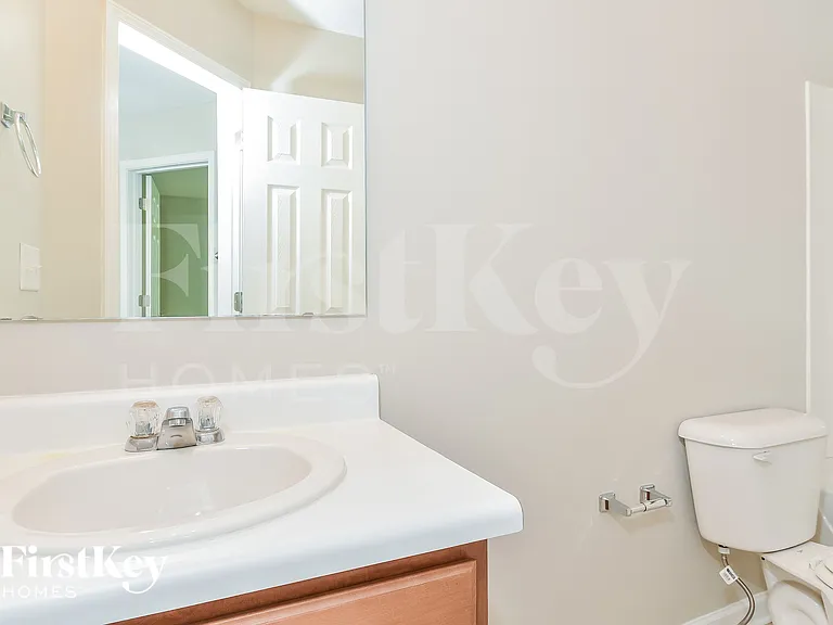 3902 Edgewood Terrace Dr — Photo 13