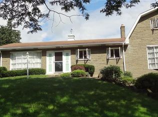 310 Pinevue Dr, Monroeville, PA 15146