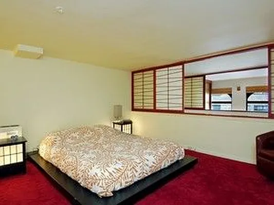 Sold by Corcoran | media 20