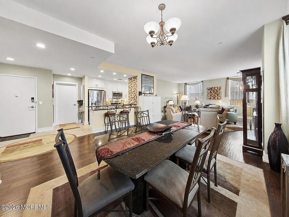 1st image of 501 Grand Avenue #405