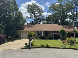 13 Delond Pl, Hattiesburg, MS 39402