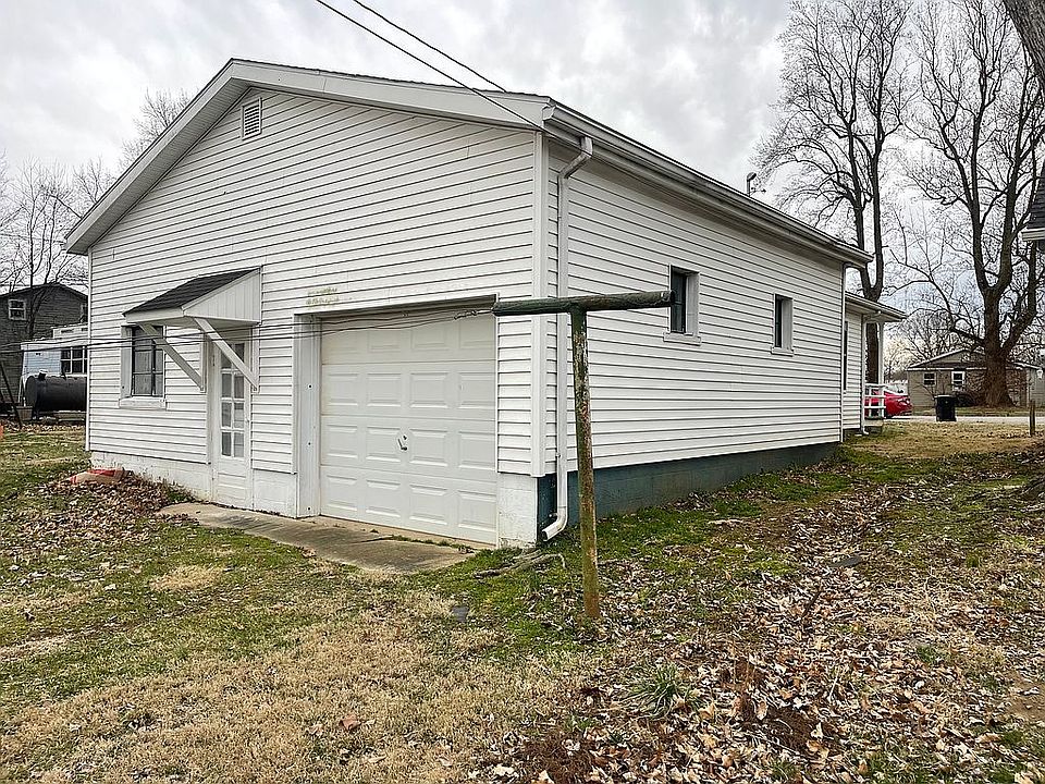 143 E Posey Ave, Shawneetown, IL 62984 | Zillow