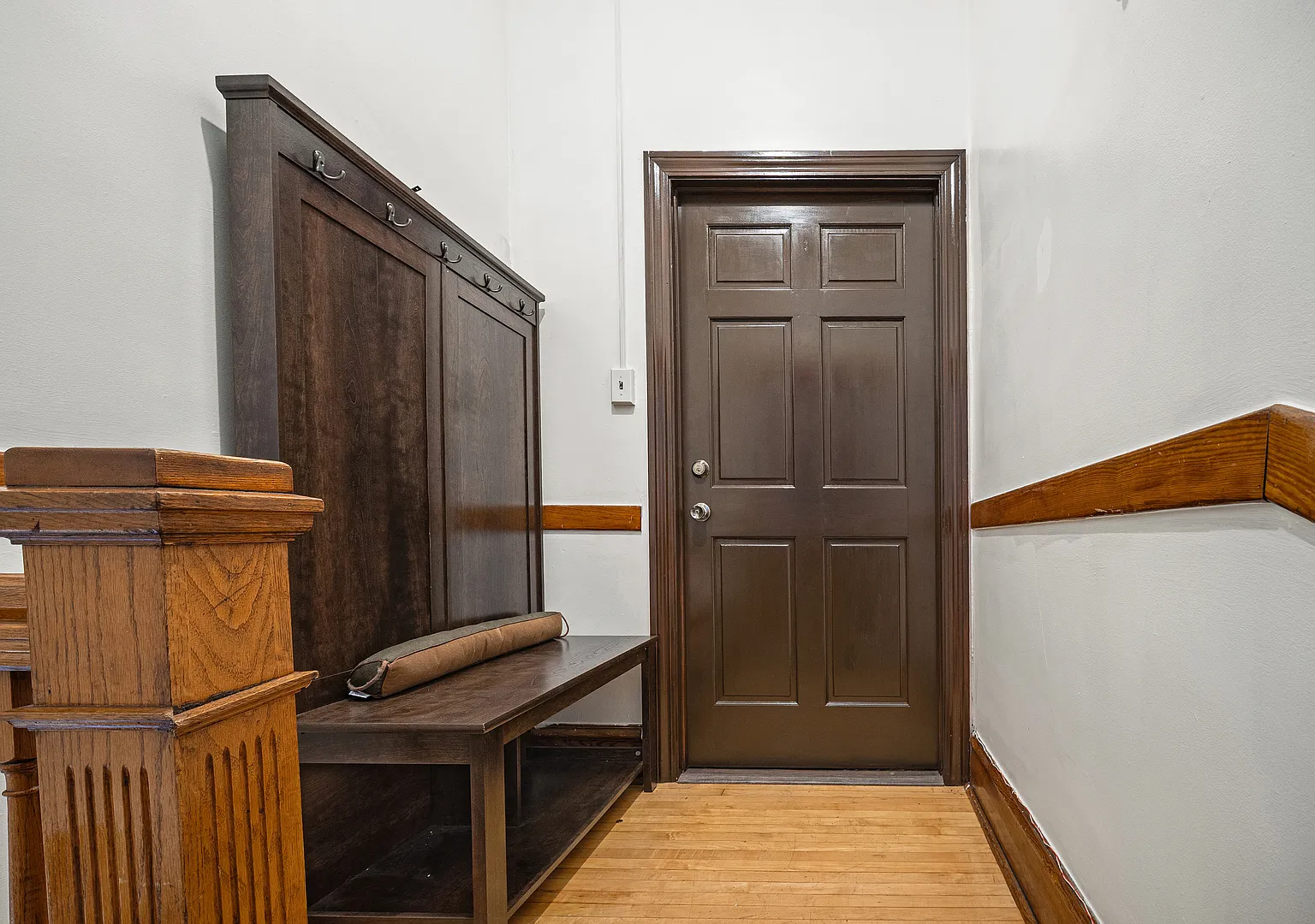 2 bed, 2074 sqft, $1,700 — Photo 3