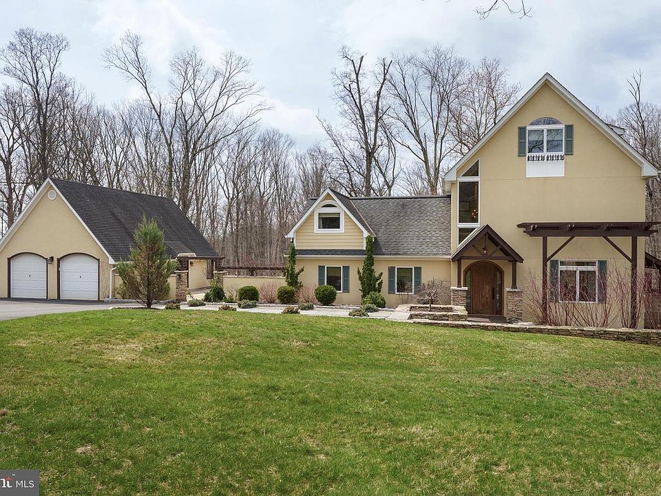 1st image of 298 Hopewell Amwell Rd