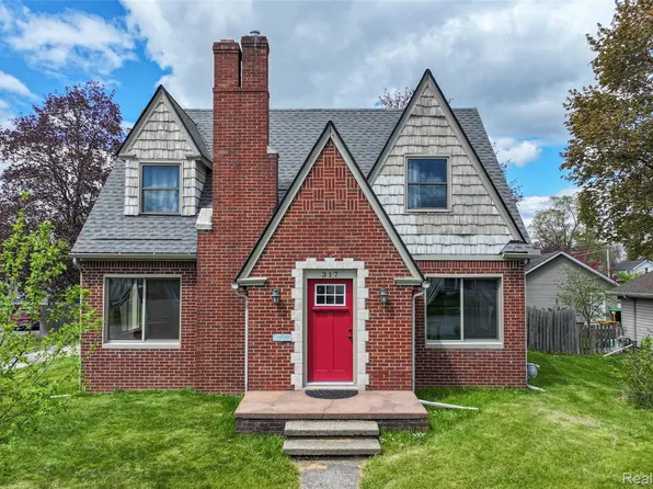317 E Grand River Ave, Fowlerville, MI 48836