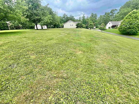 4th image of 200 Heckel Ln
