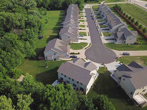 2nd image of 10106 N Brompton Ct