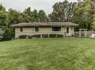 355 Cimarron Rd, Apple Valley, MN 55124