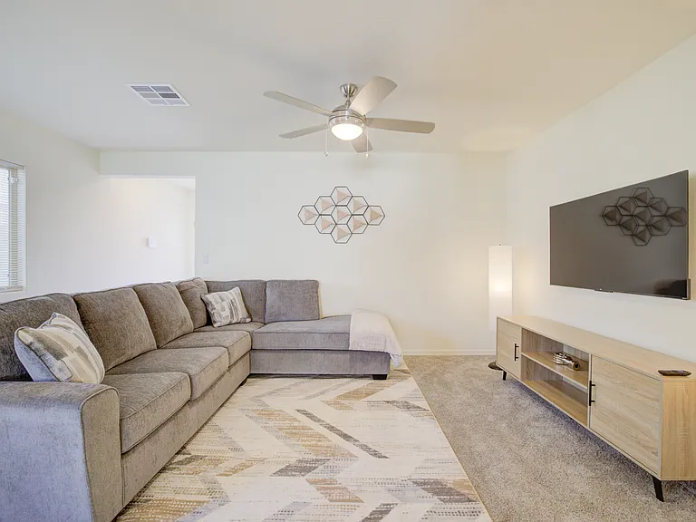 1586 Oro Grande Dr — Photo 5