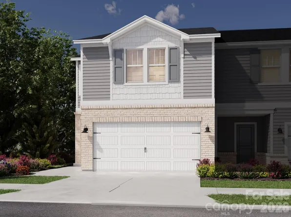 8300 Hidden Springs Trl, Charlotte, NC 28216