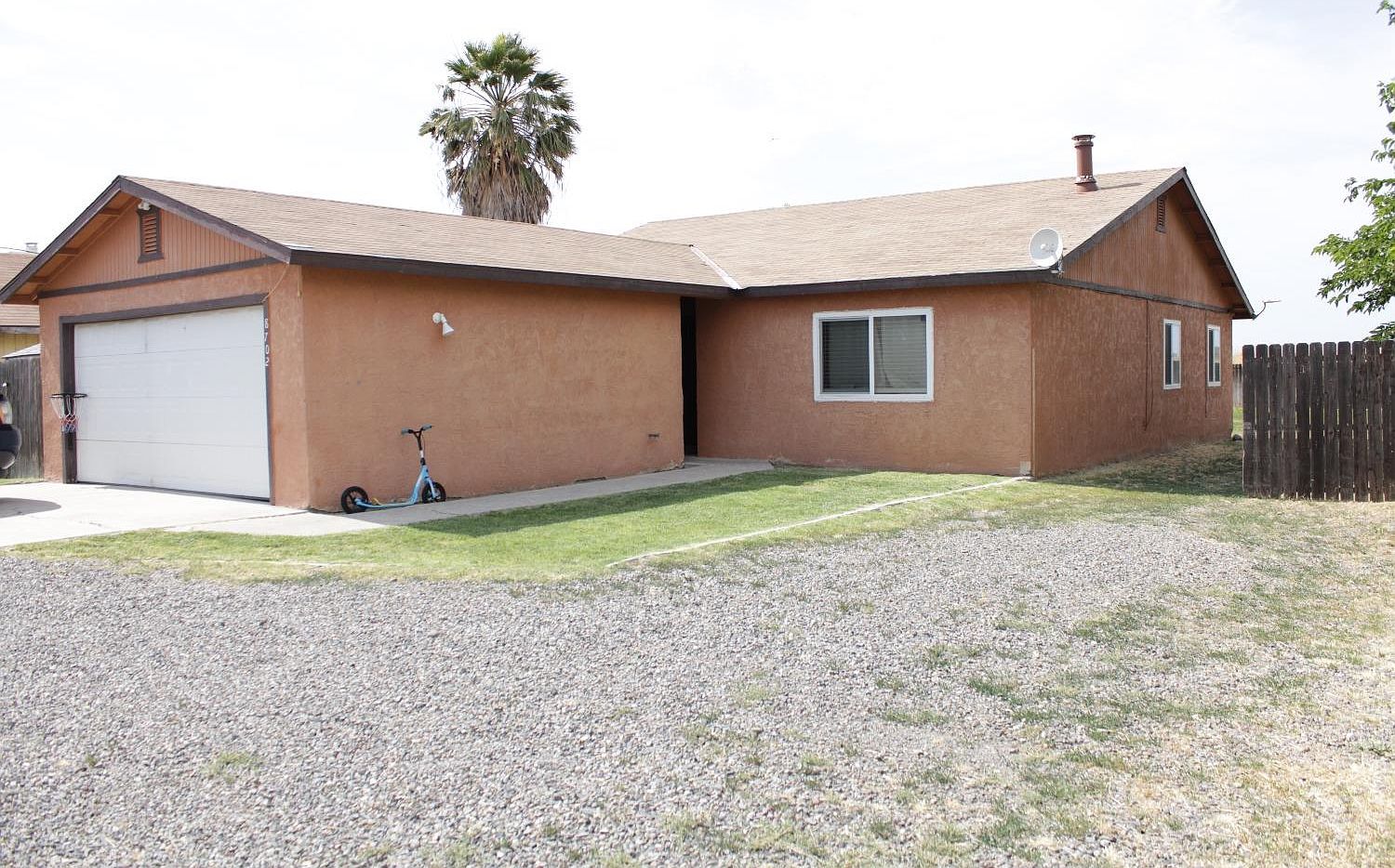 8702 W Christian Ave, Dos Palos, CA 93620 Zillow